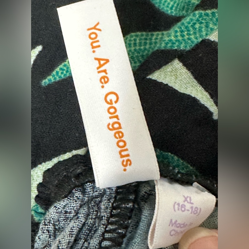Black Tropical Leaf Smocked Camisole with Green Print - Picture 5 of 5